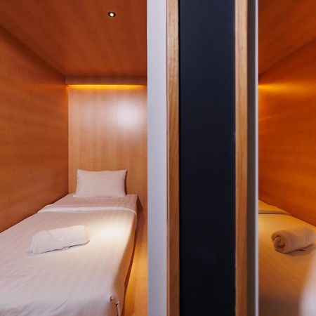 The Bed Bukit Bintang Hostel Kuala Lumpur Exterior photo