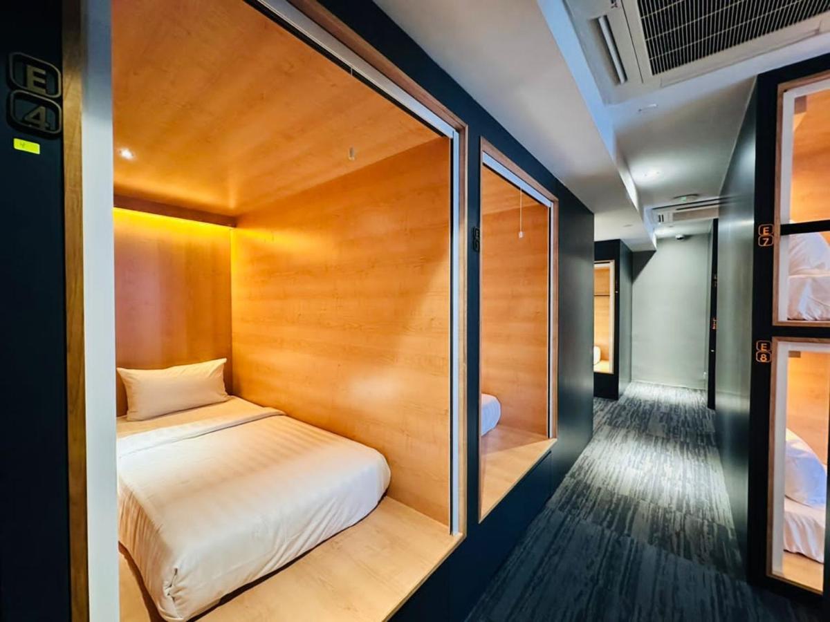 The Bed Bukit Bintang Hostel Kuala Lumpur Exterior photo