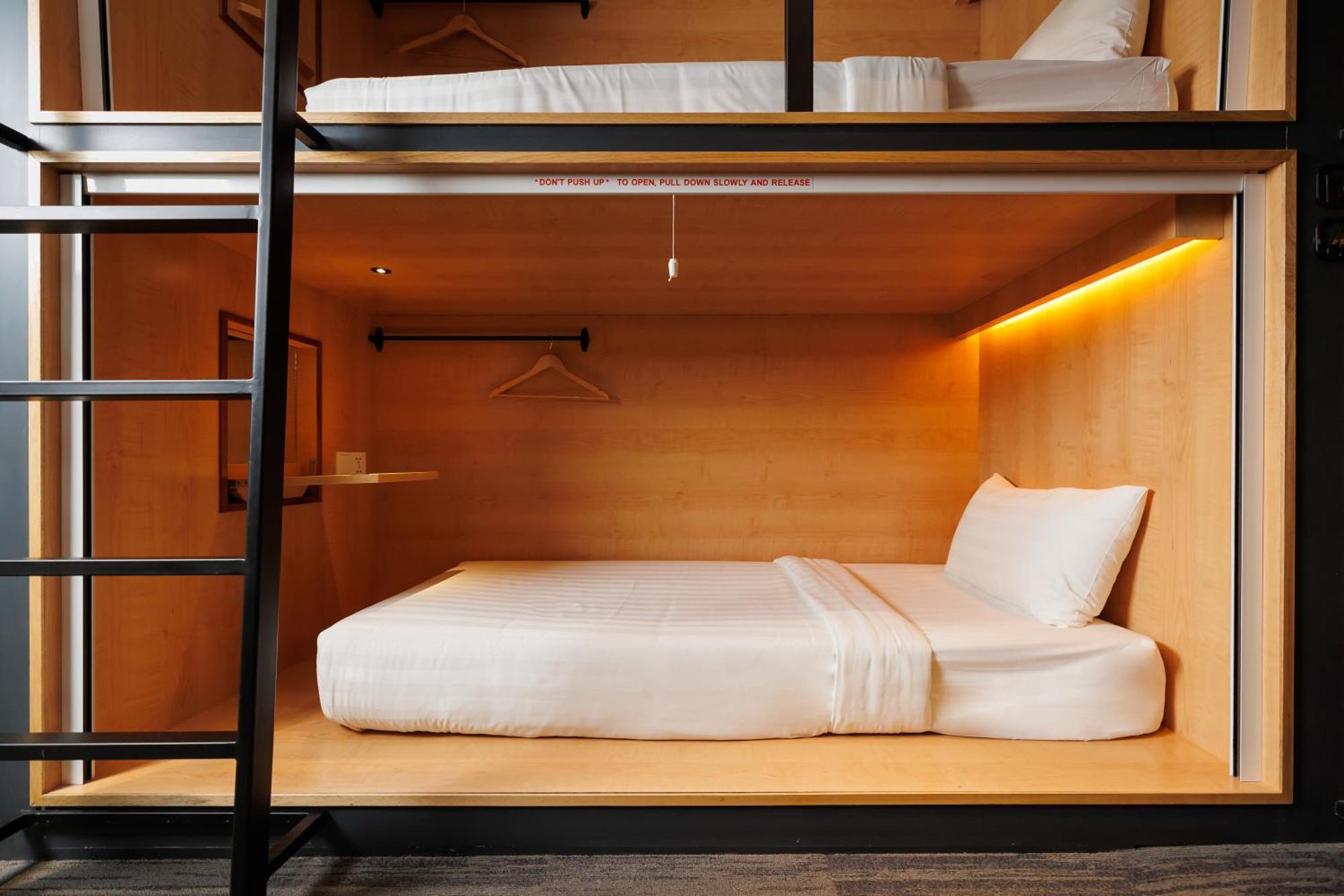 The Bed Bukit Bintang Hostel Kuala Lumpur Exterior photo